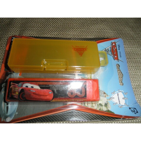 NEW by DISNEY PIXAR, CARS 2 MOVIE, HARMONICA WITH YELLOW CASE (AGES 3+) - Picture 7 of 8